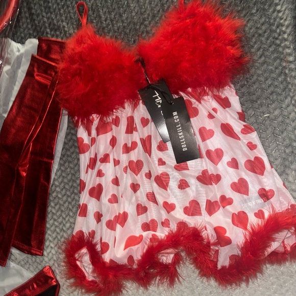 Red Heart Print Lingerie Set Dolls Kill - Picture 5 of 8